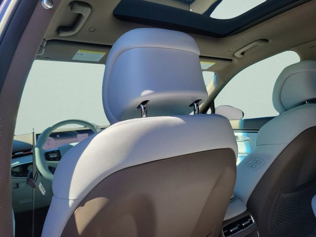 New 2026 Genesis GV70 2.5T Advanced image 32