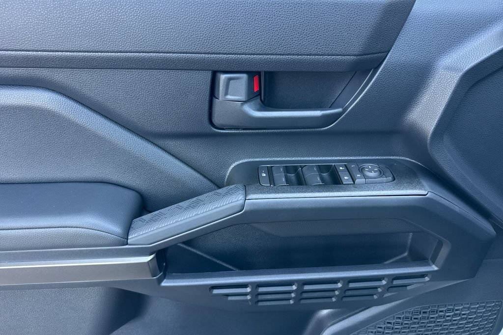 New 2026 Toyota 4Runner SR5 AWD/4WD image 8
