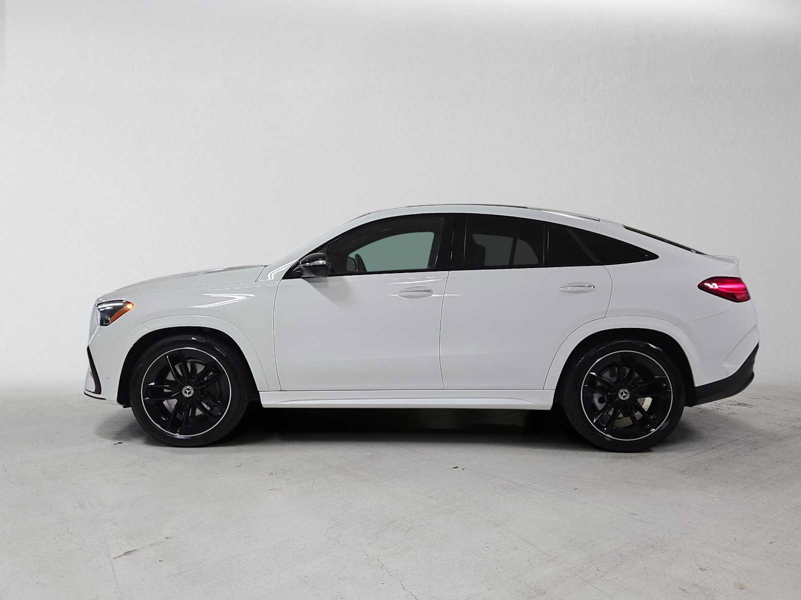 Certified 2025 Mercedes-Benz GLE 450 4MATIC Coupe image 6