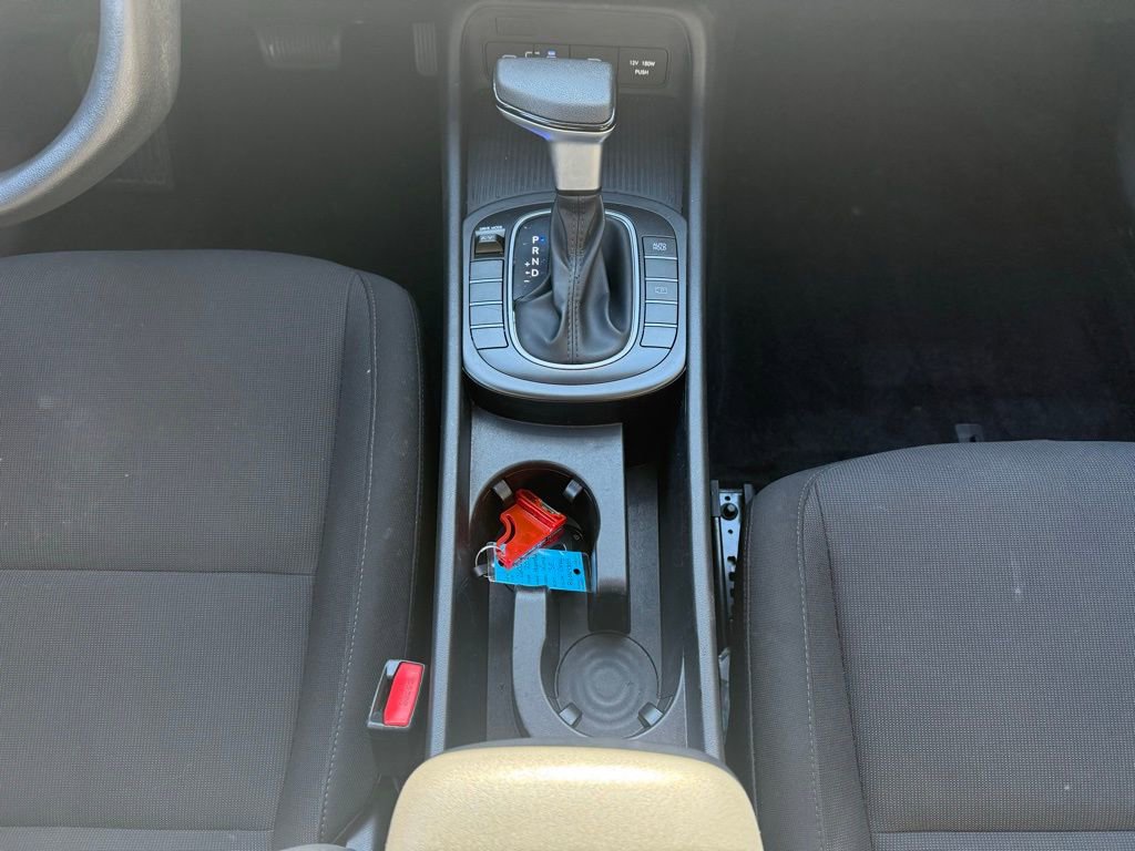 Used 2024 Hyundai Kona SE image 15