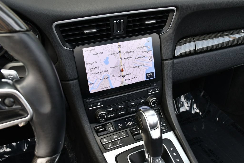 Used 2017 Porsche 911 Carrera image 13