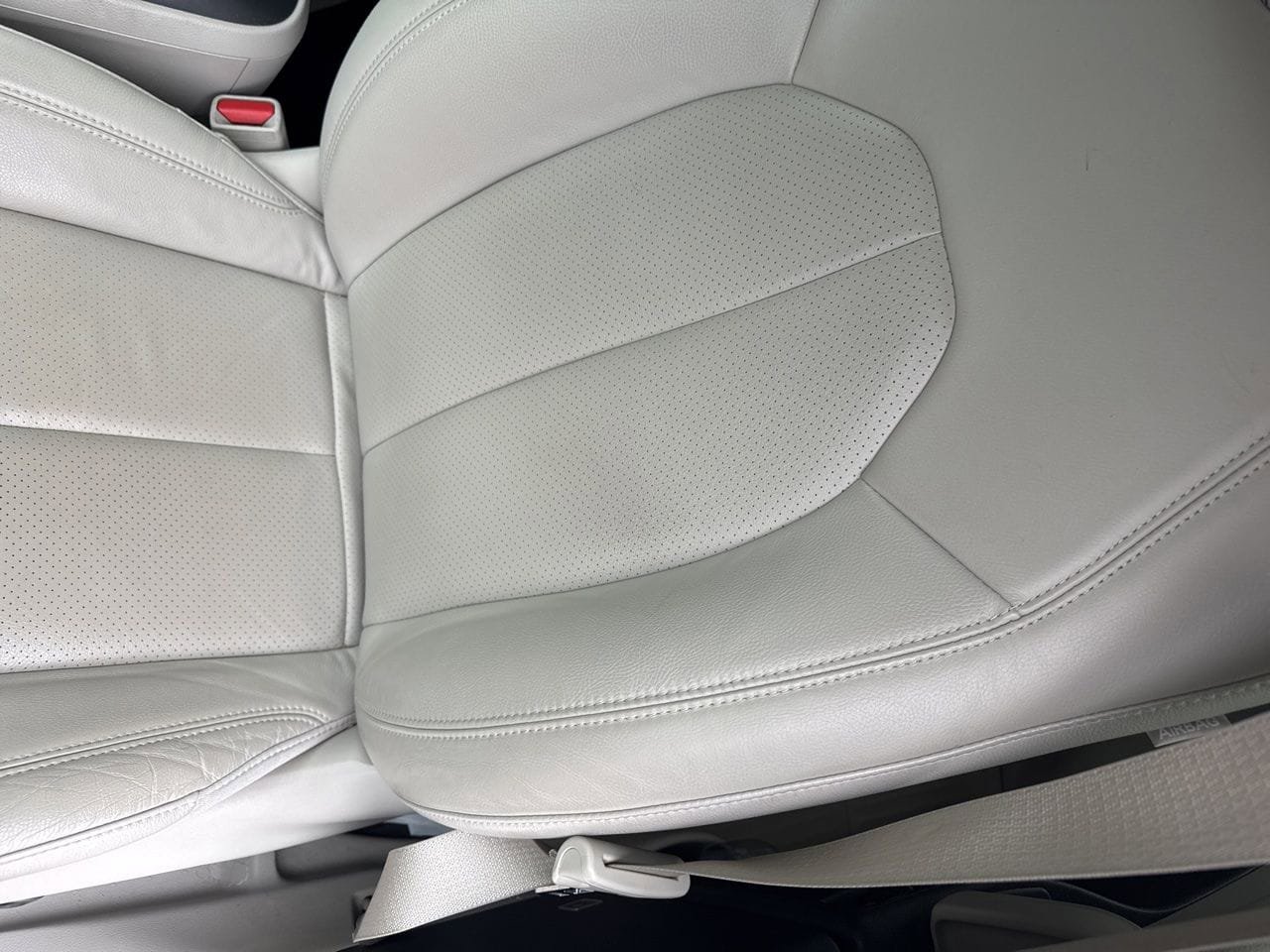 Used 2021 Chrysler Pacifica Touring-L FWD image 5