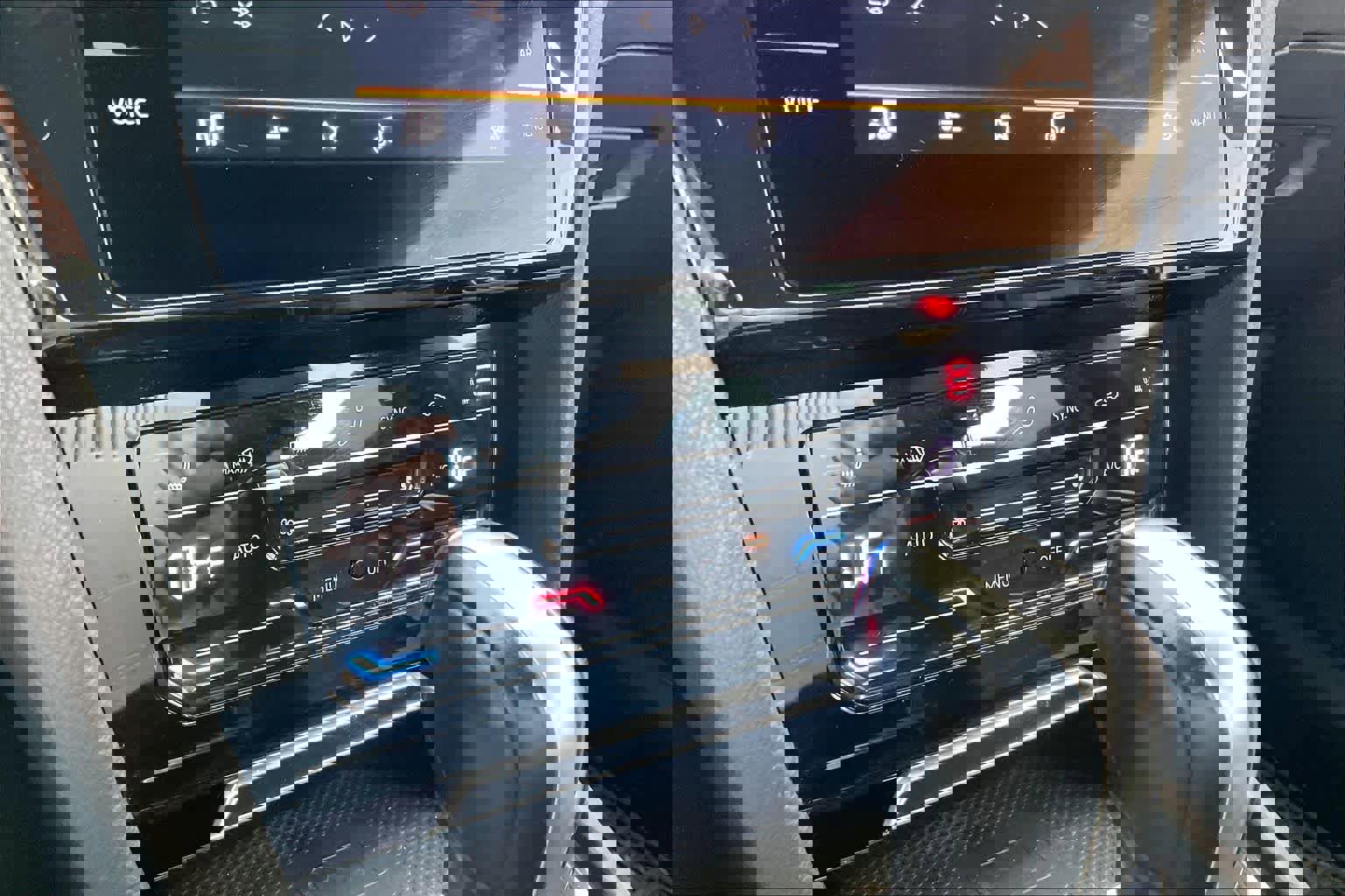 Used 2023 Volkswagen Arteon SEL w/ Arteon MDO Package image 33