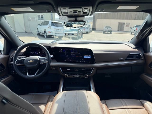 Used 2025 Chevrolet Suburban High Country image 20