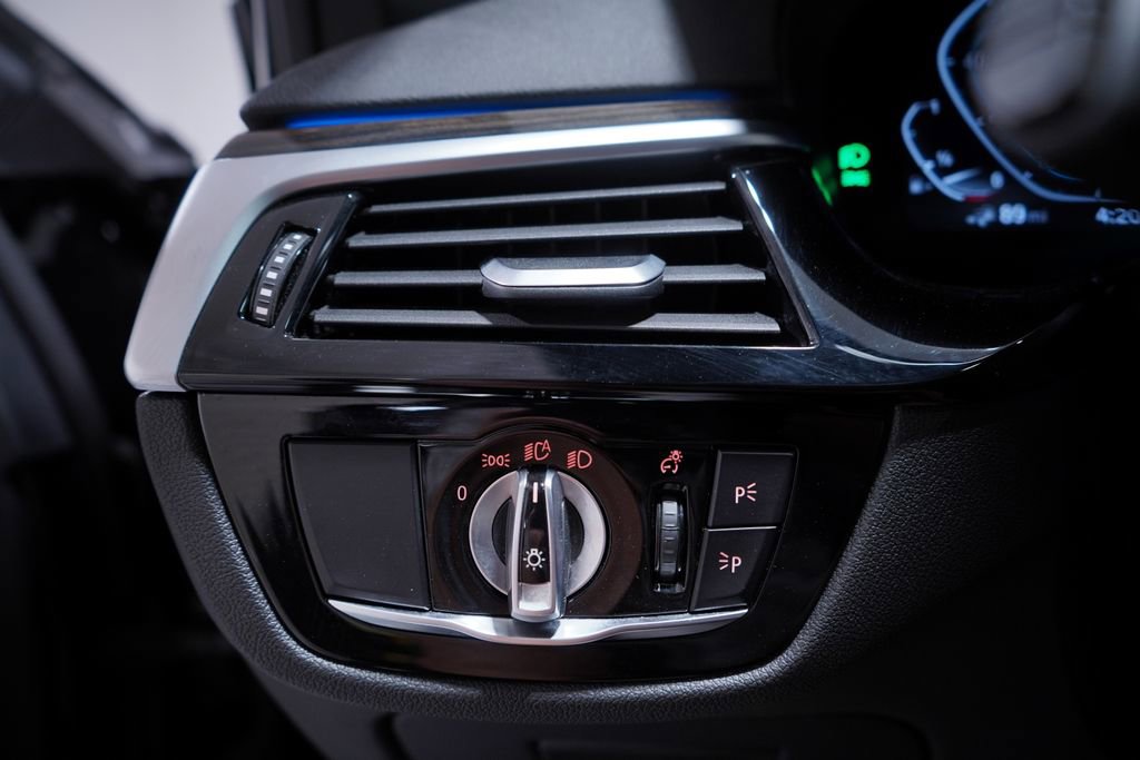 Used 2023 BMW 530e 530e iPerformance w/ Premium Package image 19