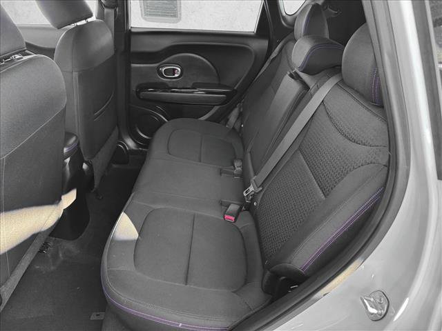 Used 2014 Kia Soul + image 17