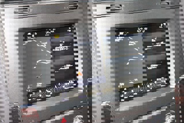 Used 2017 Lincoln Navigator L Reserve image 17