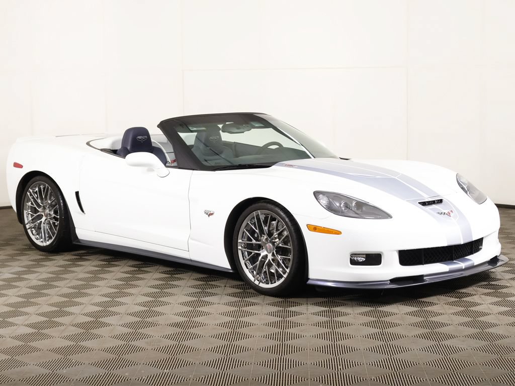 Used 2013 Chevrolet Corvette 427 w/ 1SC Preferred Equipment Group RWD image 42