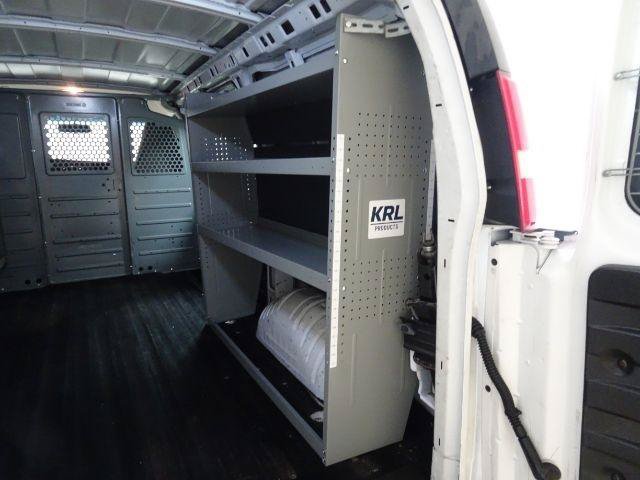 Used 2018 Chevrolet Express 2500 w/ Driver Convenience Package RWD image 17