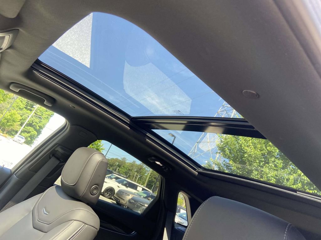 Certified 2023 Cadillac XT5 Premium Luxury FWD image 19
