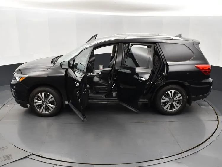 Used 2020 Nissan Pathfinder SL image 7