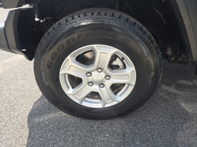 Certified 2021 Jeep Wrangler Unlimited Sport image 8