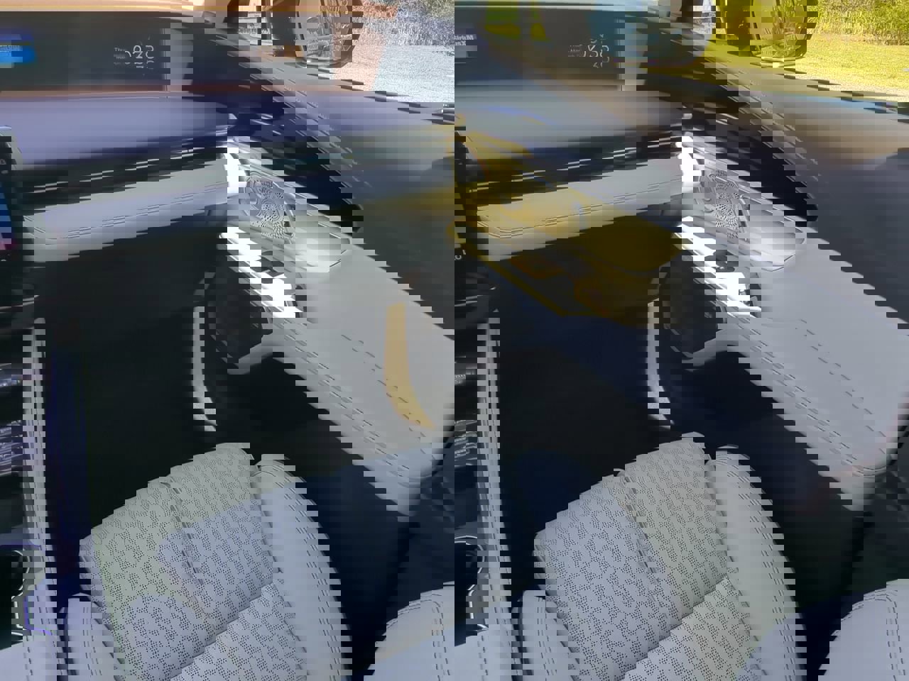 Used 2024 Lincoln Nautilus Black Label w/ Jet Appearance Package (87T) image 15