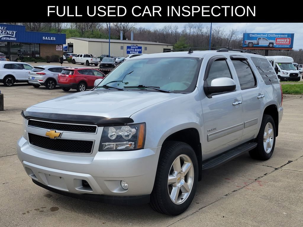Used 2012 Chevrolet Tahoe LT w/ Luxury Package AWD/4WD image 2