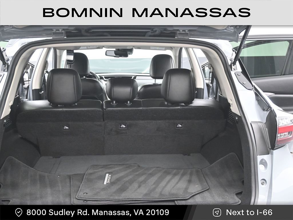 Used 2023 Nissan Murano SV w/ SV Midnight Edition Package image 11