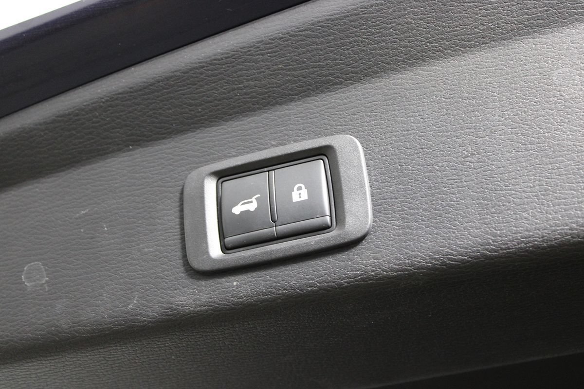 Used 2024 Mitsubishi Outlander SE Black Edition FWD image 40