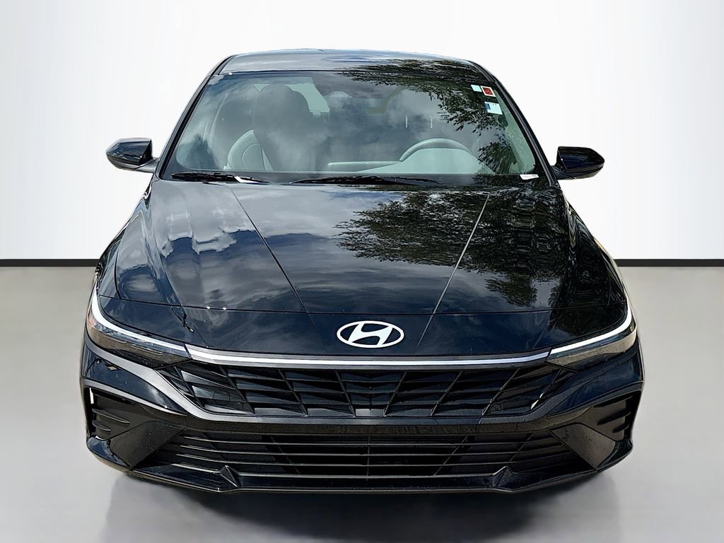 Certified 2026 Hyundai Elantra Sport image 2