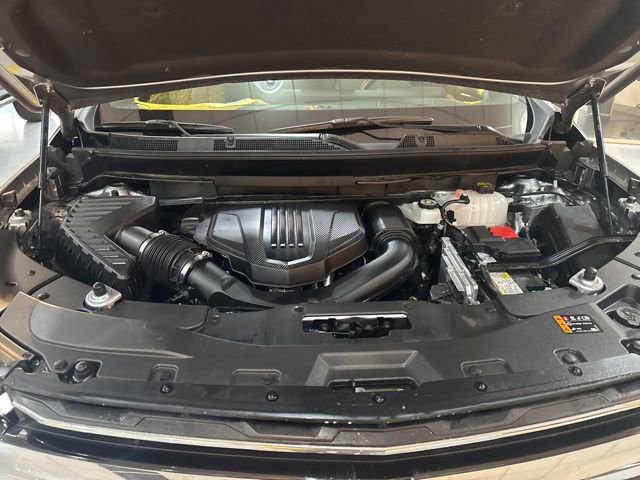 Used 2025 Chevrolet Traverse LT image 41