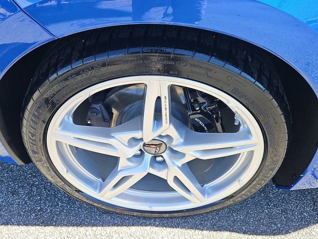 Used 2022 Chevrolet Corvette Stingray Coupe w/ 1LT image 23