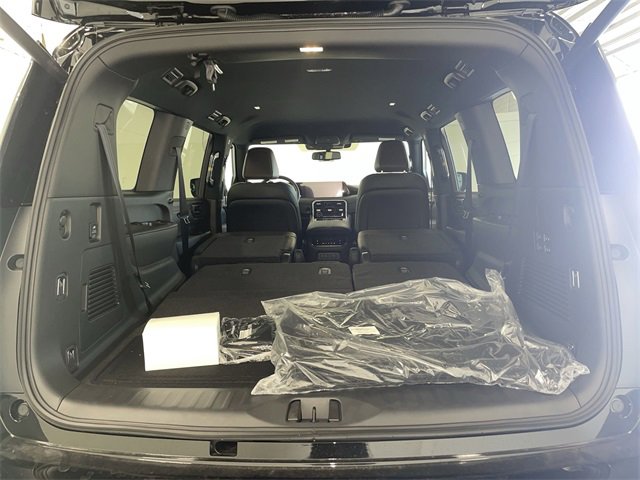 New 2026 Nissan Armada SL w/ Captain's Chari Seat Package image 16