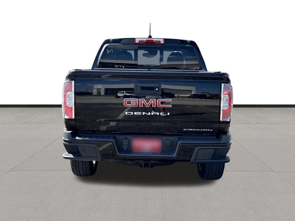 Used 2022 GMC Canyon Denali w/ Denali Black Edition Package RWD image 6