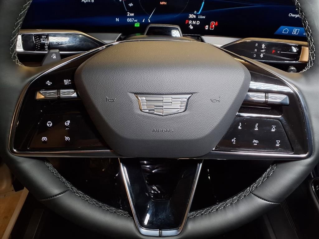 Certified 2026 Cadillac Lyriq Luxury image 6