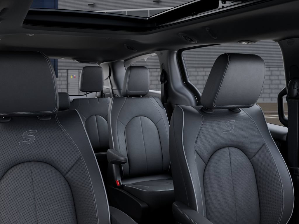 New 2027 Chrysler Pacifica Limited AWD/4WD image 27
