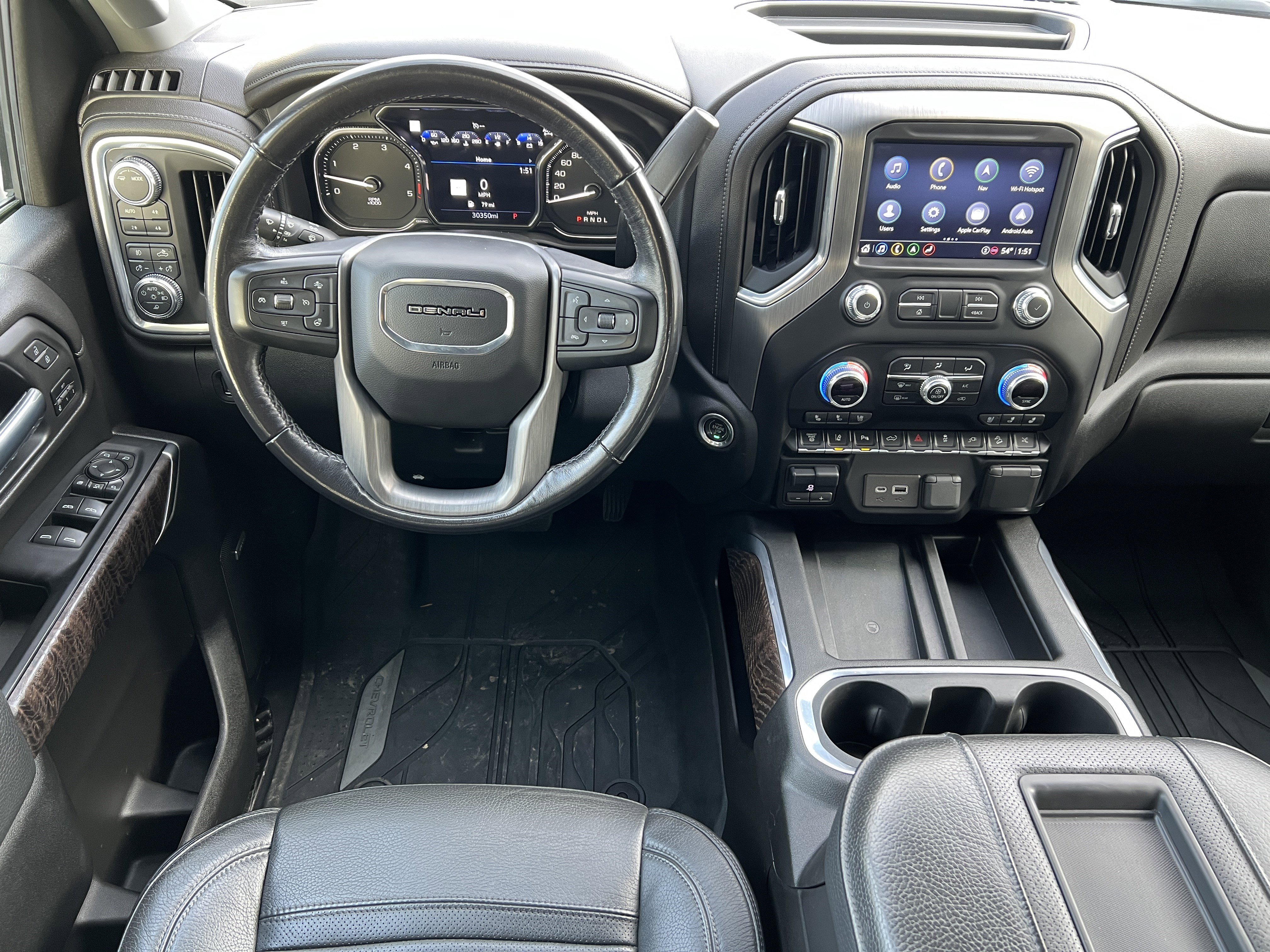 Used 2022 GMC Sierra 3500 Denali w/ Denali Ultimate Package image 32