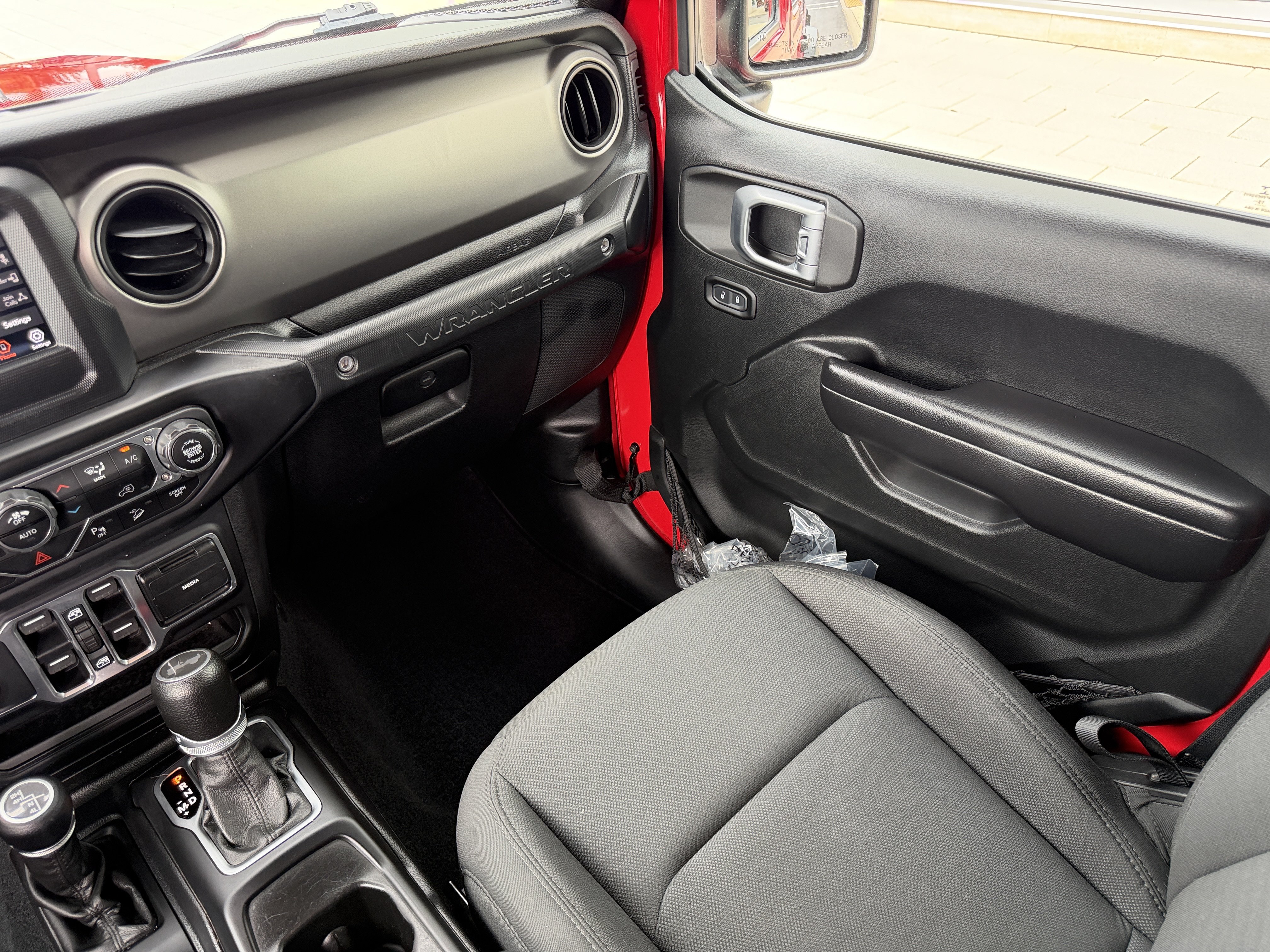 Used 2020 Jeep Wrangler Unlimited Sport S AWD/4WD image 13