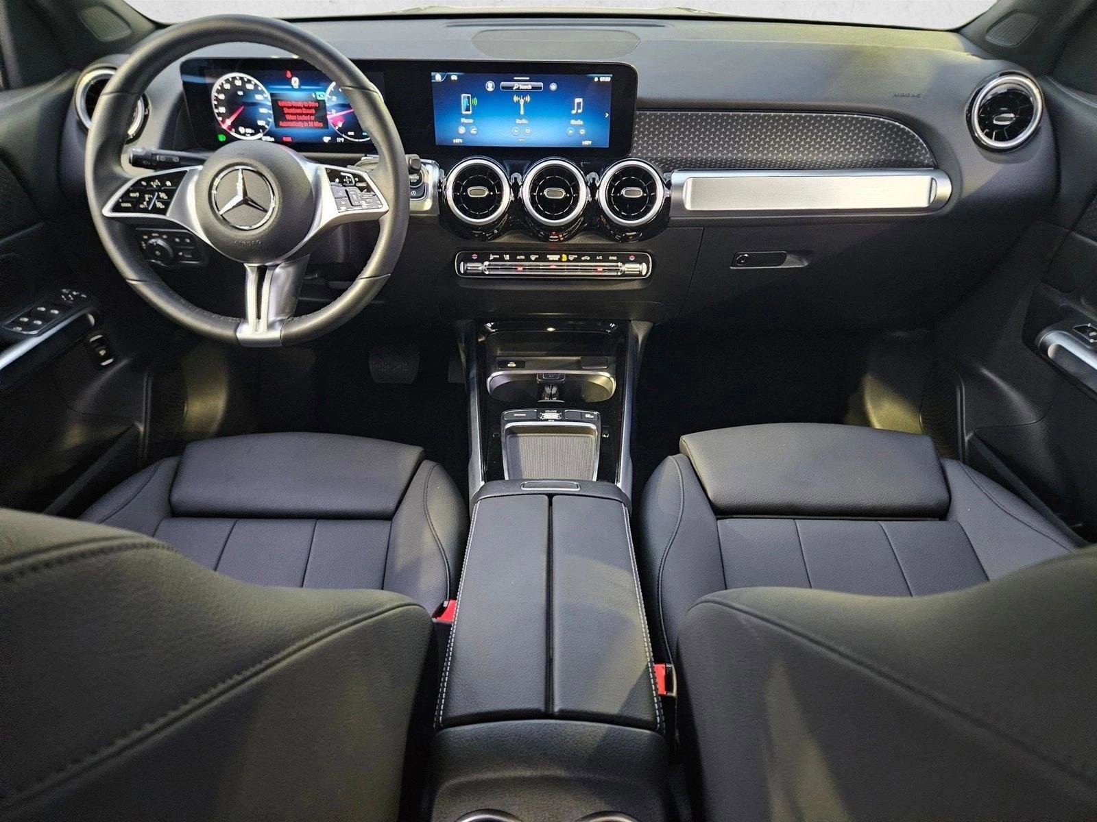 Used 2025 Mercedes-Benz GLB 250 image 16