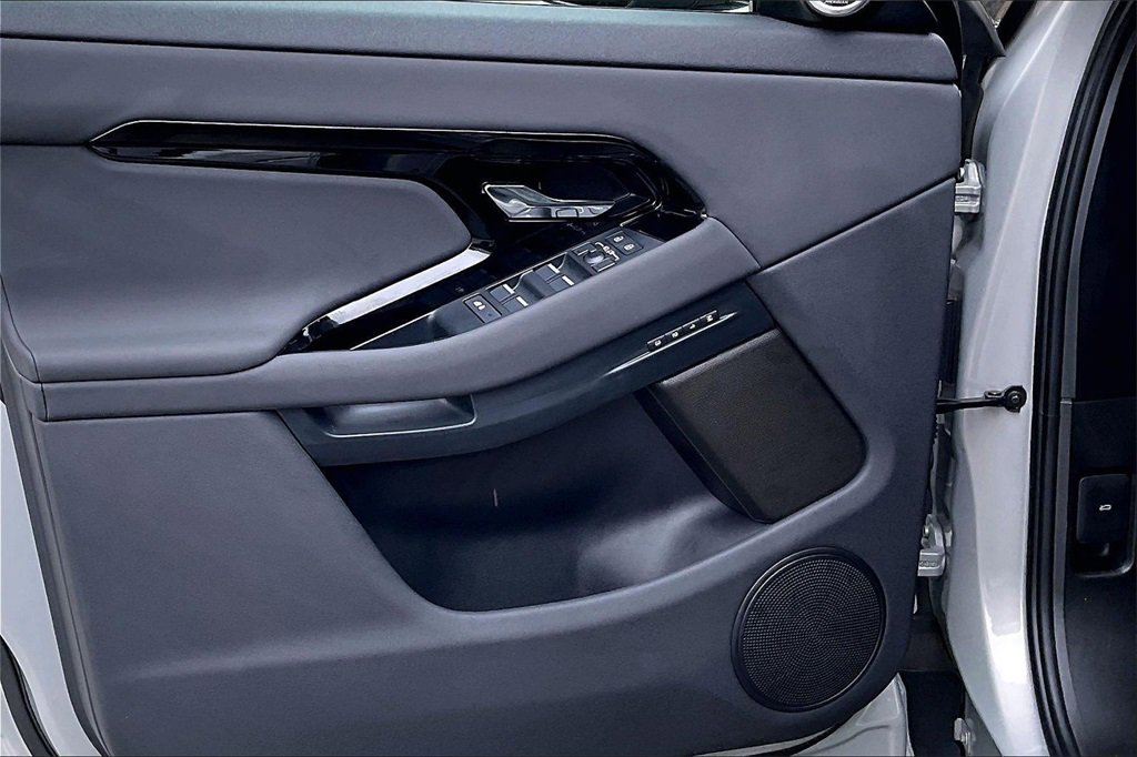 Certified 2026 Land Rover Range Rover Evoque S image 20