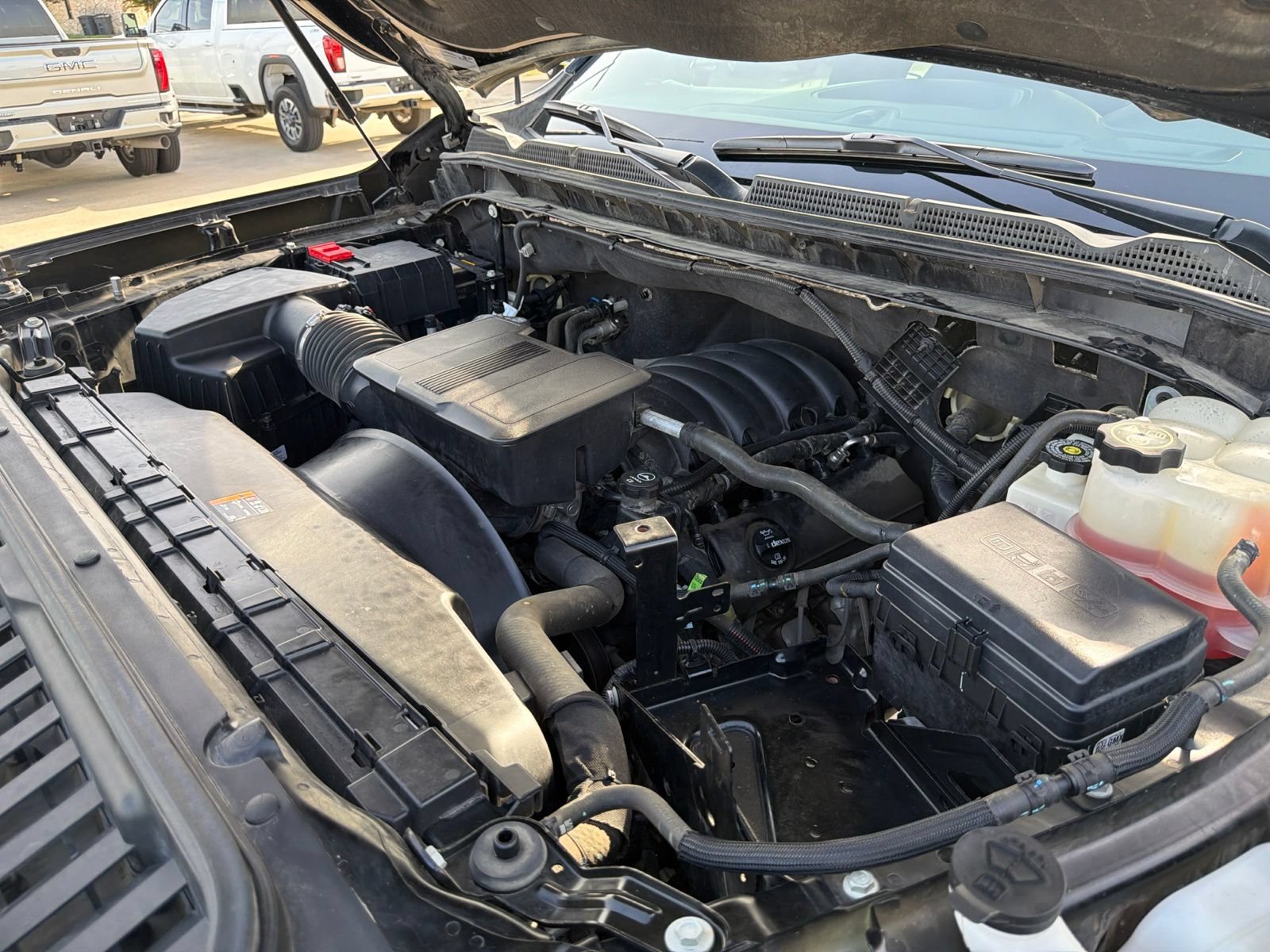 Used 2022 GMC Sierra 2500 AT4 w/ AT4 Preferred Package AWD/4WD image 47