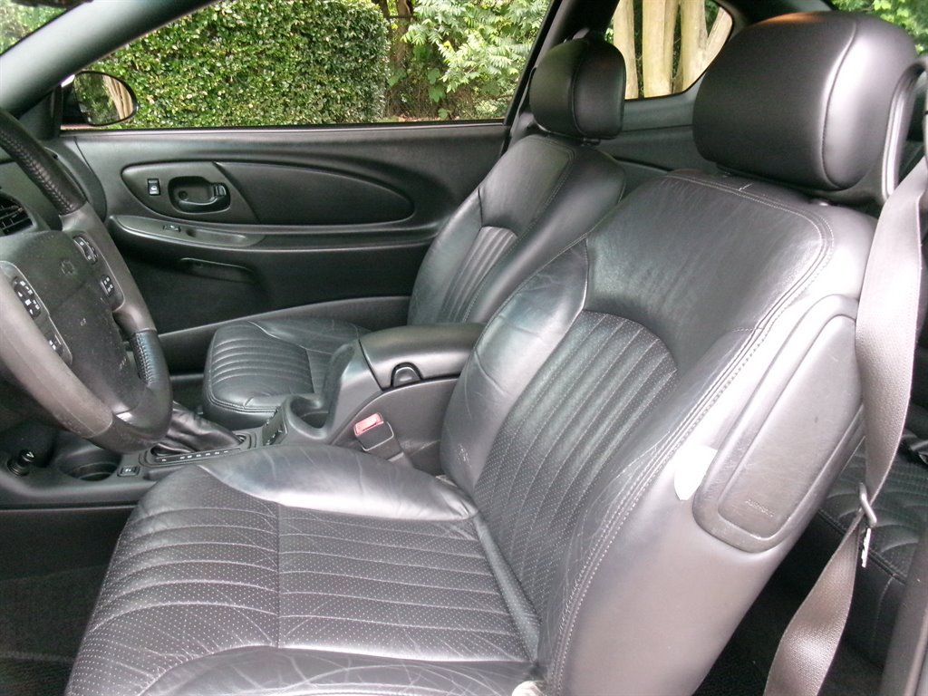 Used 2001 Chevrolet Monte Carlo SS w/ High Sport Appearance Pkg FWD image 11