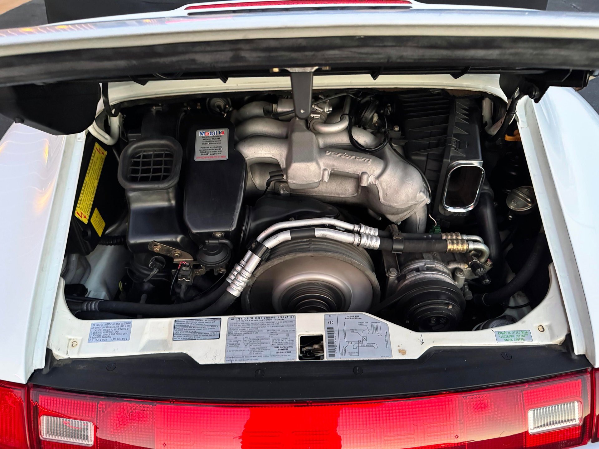 Used 1997 Porsche 911 Cabriolet image 26