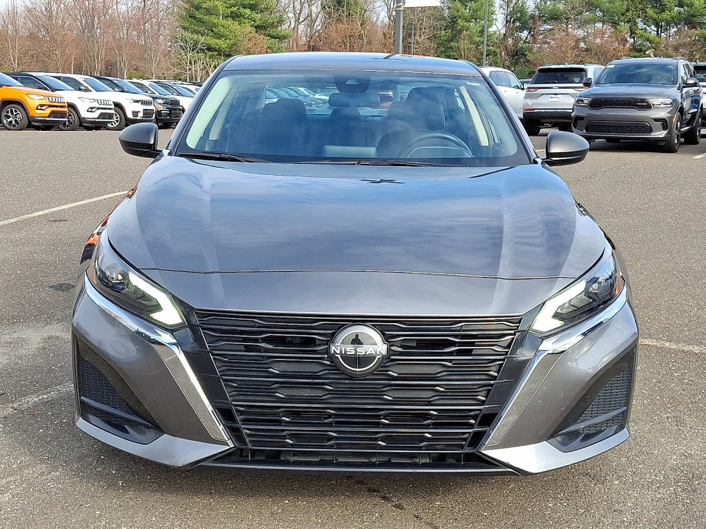 Used 2024 Nissan Altima 2.5 SV image 8