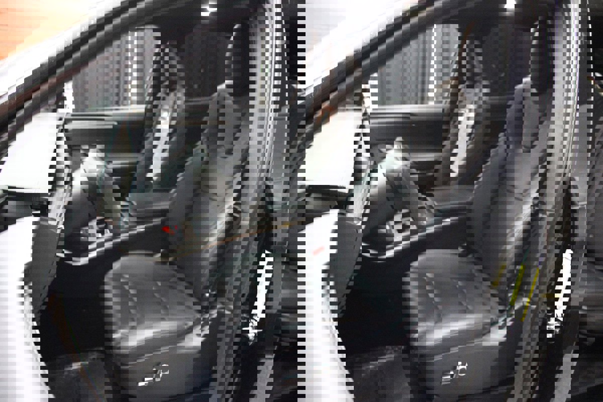 Used 2023 Tesla Model X image 55