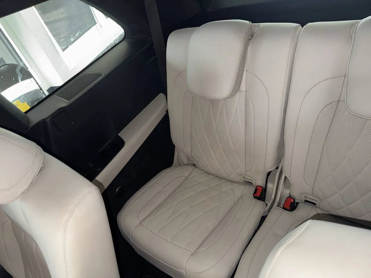 Used 2025 Mercedes-Benz GLS 63 AMG 4MATIC w/ Warmth & Comfort Package image 43