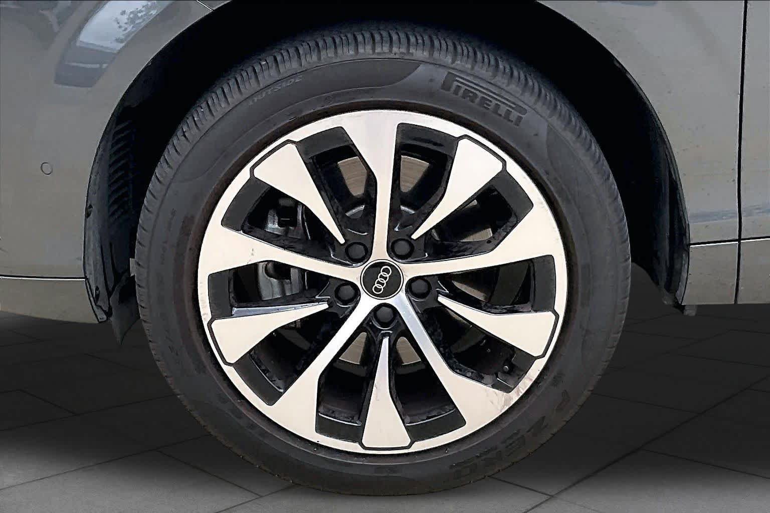 Used 2026 Audi Q3 quattro 2.0T AWD/4WD image 11