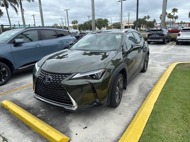 Used 2019 Lexus UX 250h w/ Accessory Package 2 AWD/4WD image 2