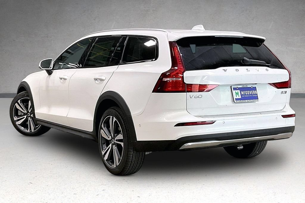 New 2026 Volvo V60 B5 Cross Country Plus w/ Protection Package Premier AWD/4WD image 3