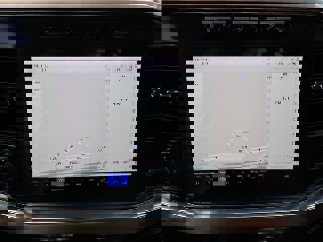 Certified 2024 Ford F250 King Ranch w/ Chrome Package image 29