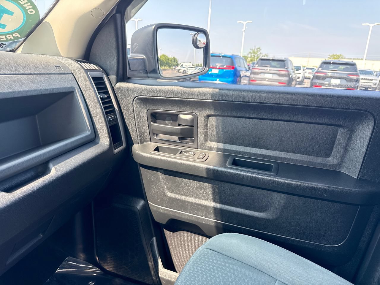 Used 2017 RAM 1500 ST w/ SXT Appearance Group AWD/4WD image 30