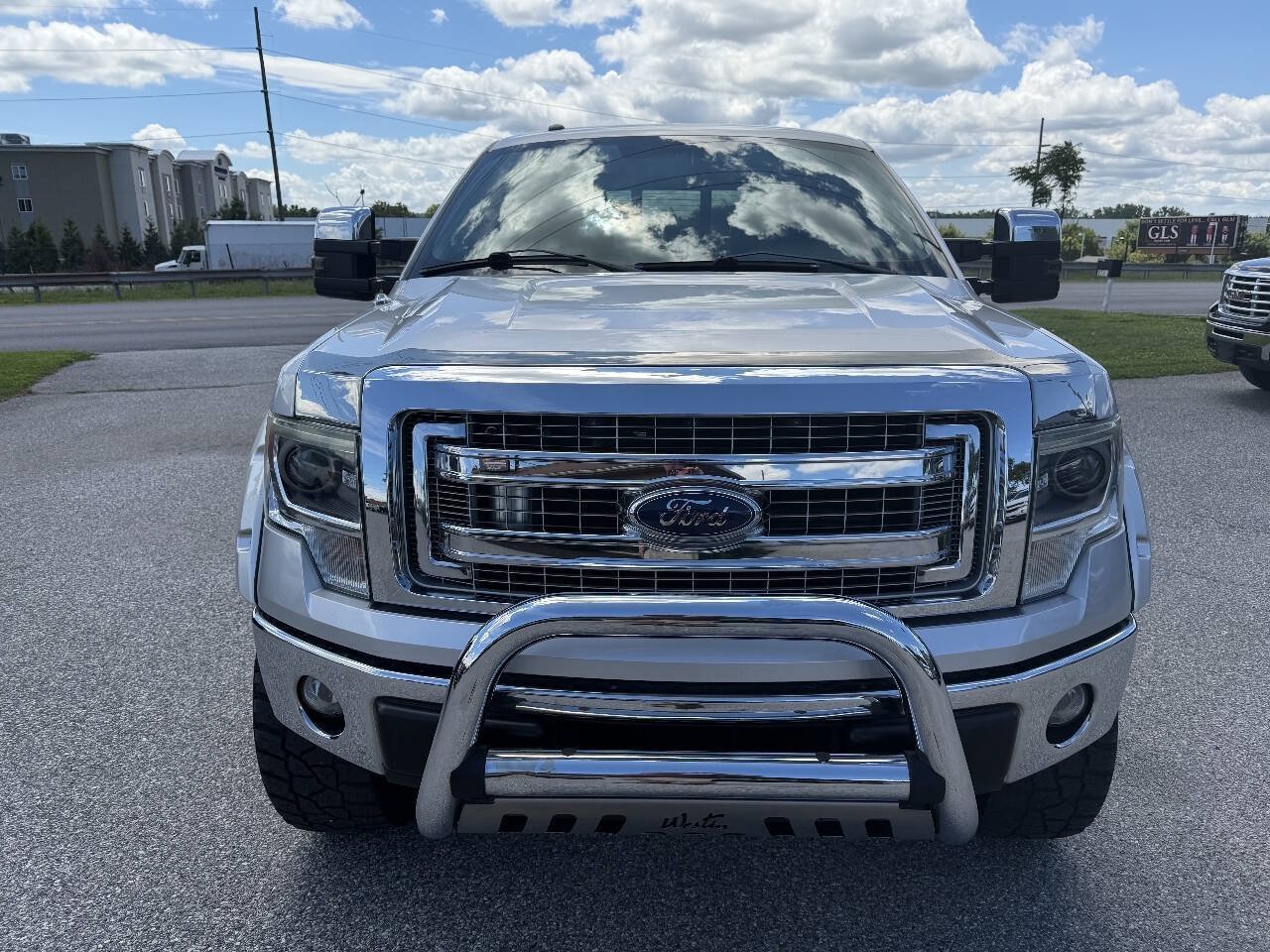 Used 2014 Ford F150 XLT w/ Equipment Group 302A Luxury AWD/4WD image 3
