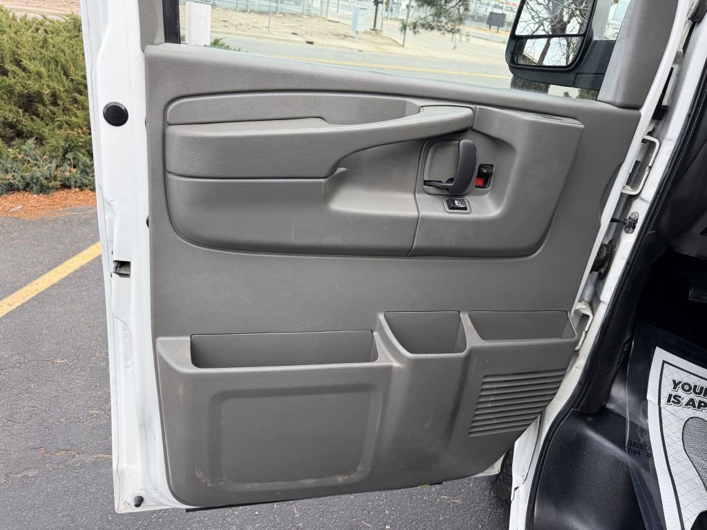 Used 2012 Chevrolet Express 2500 LS image 15