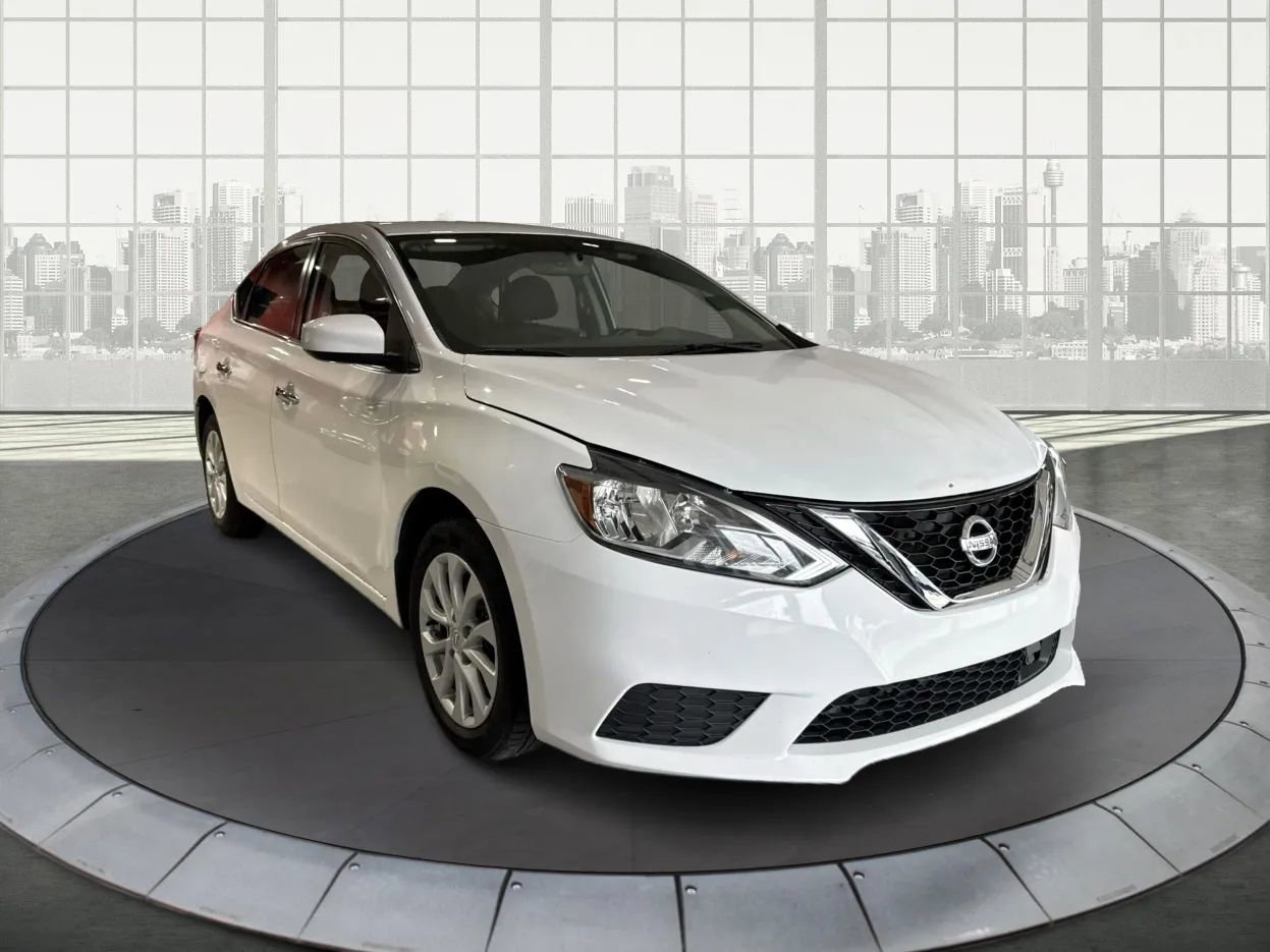Used 2019 Nissan Sentra SV image 1