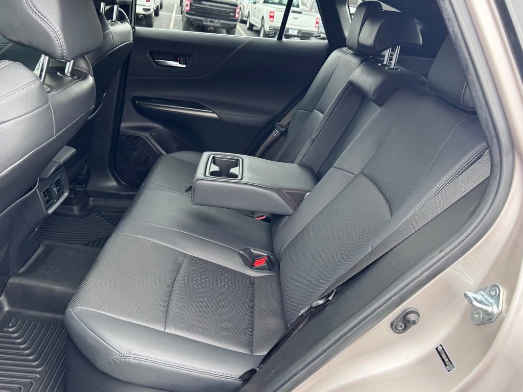Used 2021 Toyota Venza XLE w/ Softex Package AWD/4WD image 22