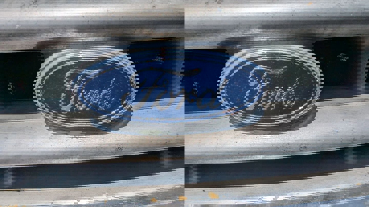 Used 2000 Ford F350 XL image 24