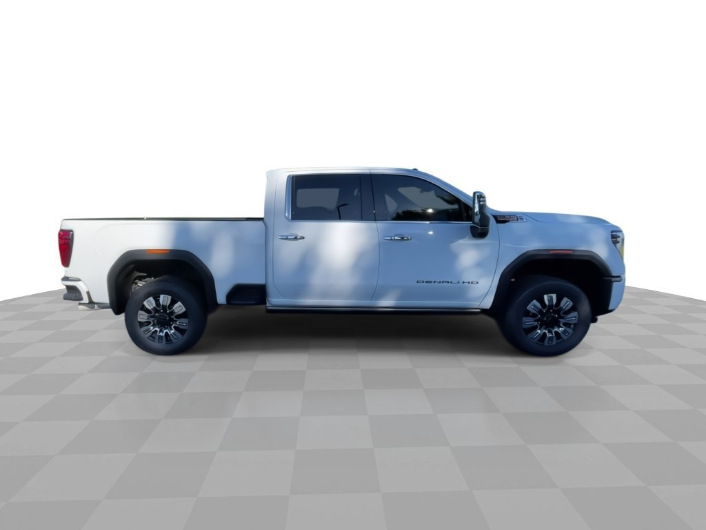 Used 2025 GMC Sierra 3500 Denali w/ Denali Reserve Package AWD/4WD image 2