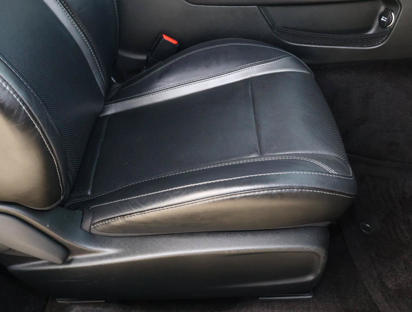 Used 2018 Dodge Challenger R/T Plus RWD image 16
