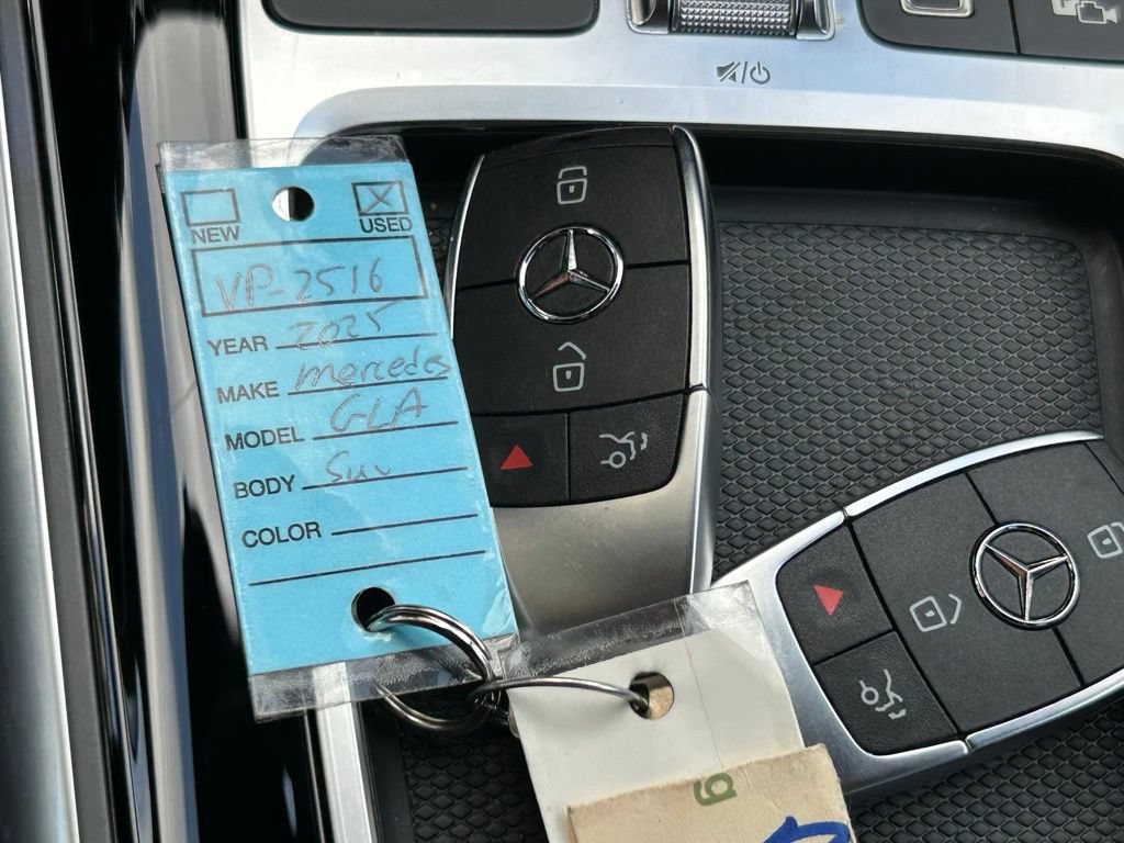 Used 2025 Mercedes-Benz GLA 250 4MATIC image 47